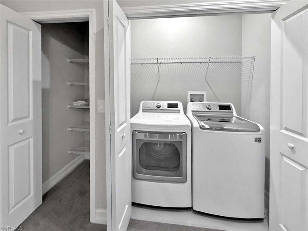 7324 Rockefeller DR, NAPLES FL 34119-14