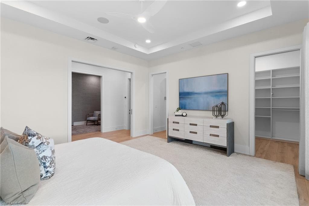 82 9th ST S # 301, NAPLES FL 34102-10