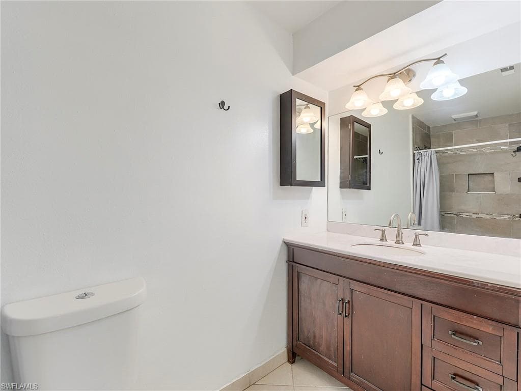 5207 Willow CT, CAPE CORAL FL 33904-31