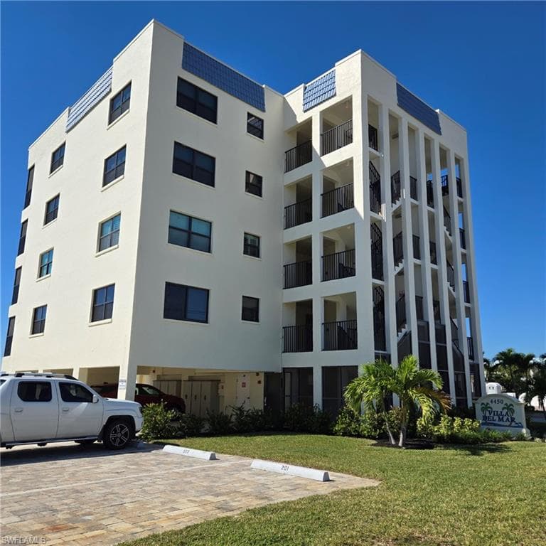 4450 Estero BLVD 201-44