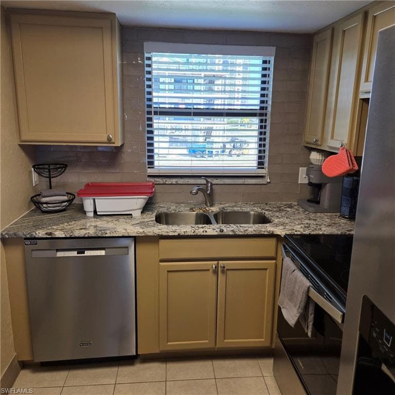 4450 Estero BLVD 201-29