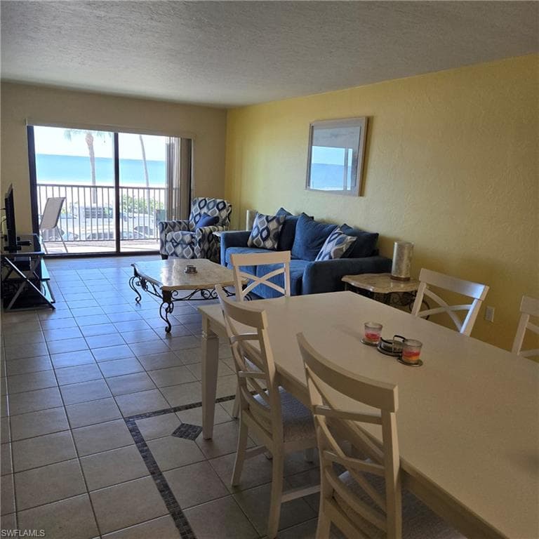 4450 Estero BLVD 201-36