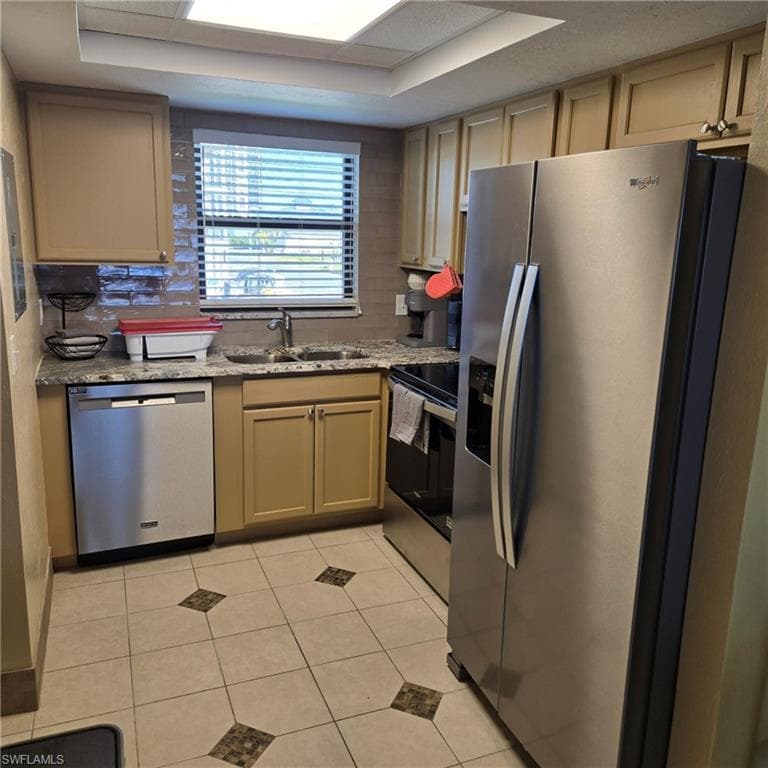 4450 Estero BLVD 201-30
