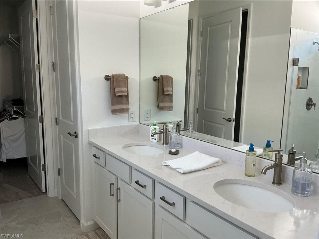 24840 Marina Del Ray DR, BONITA SPRINGS FL 34135-13