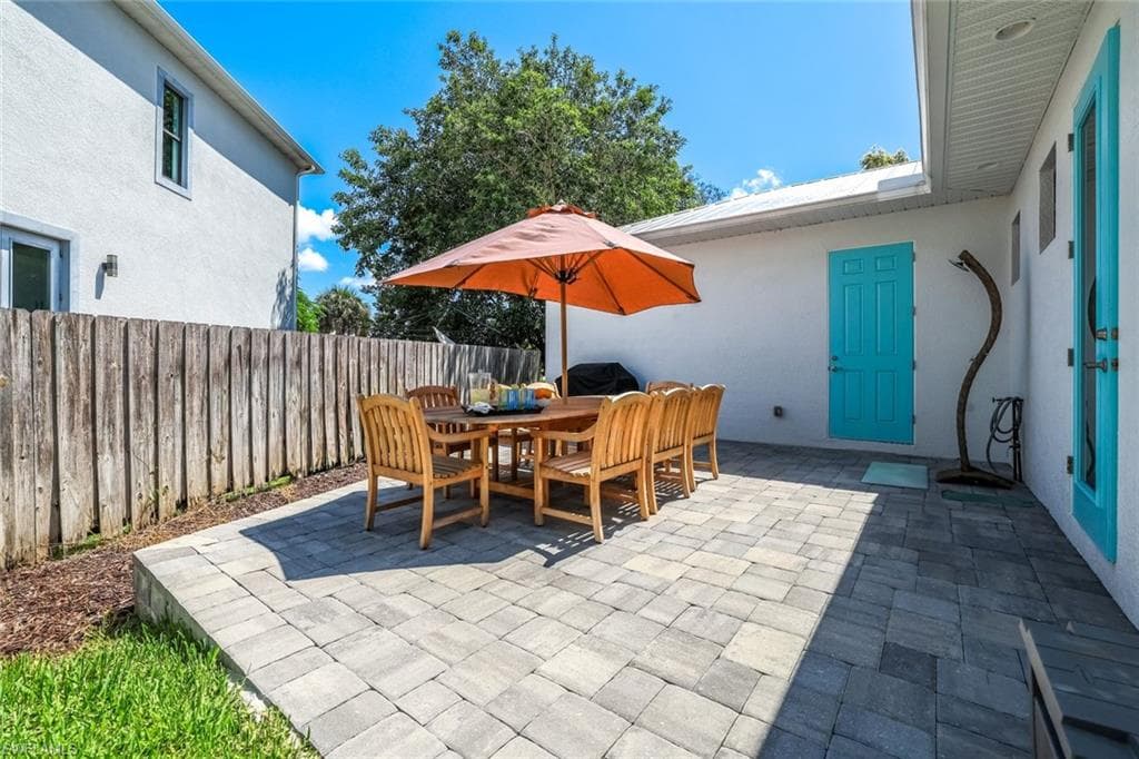 3980 Full Moon CT, NAPLES FL 34112-22