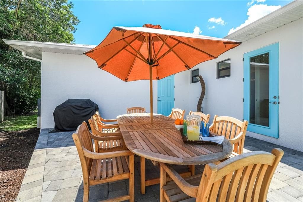 3980 Full Moon CT, NAPLES FL 34112-21