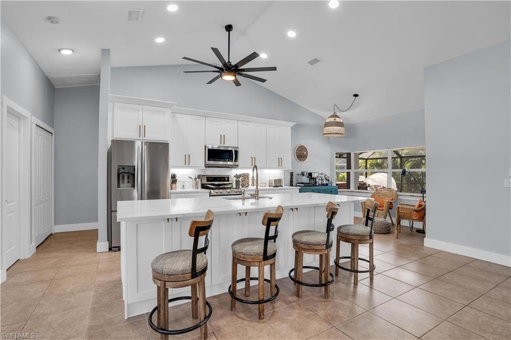 2724 Cape Coral PKWY W, CAPE CORAL FL 33914-8