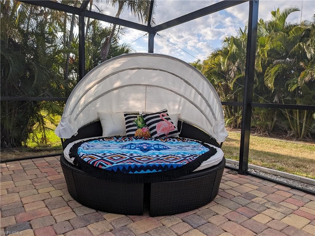 2724 Cape Coral PKWY W, CAPE CORAL FL 33914-30