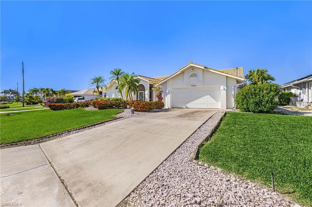 2822 SE 22nd PL, CAPE CORAL FL 33904-2