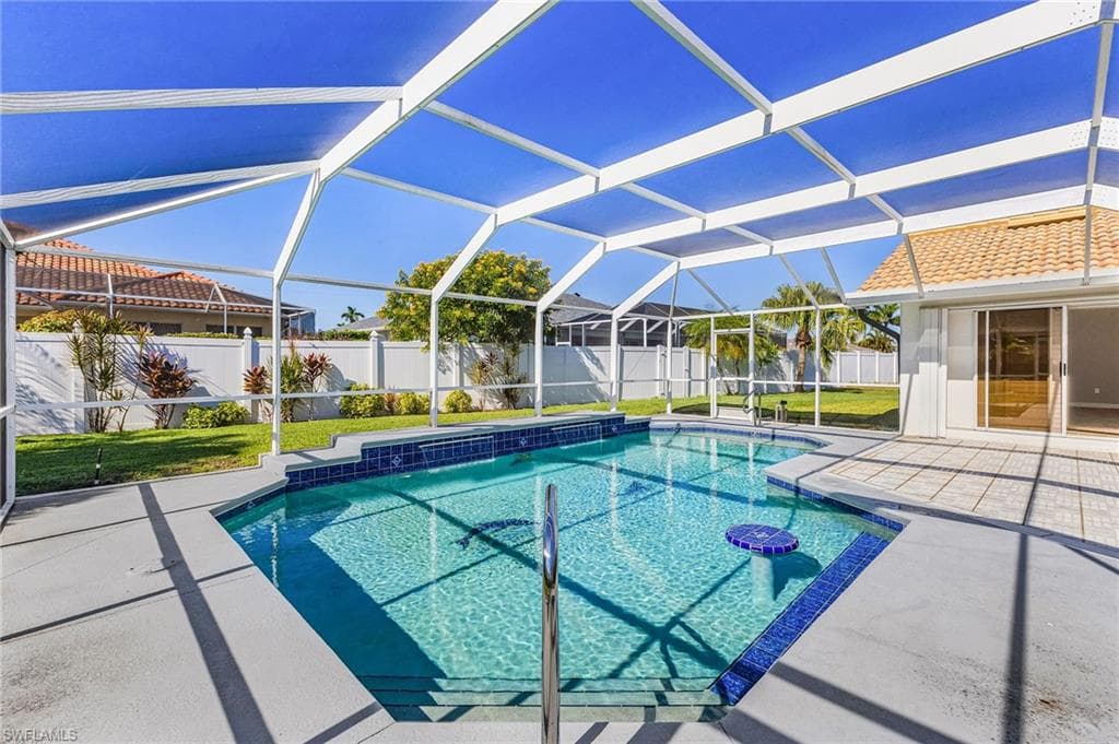 2822 SE 22nd PL, CAPE CORAL FL 33904-28