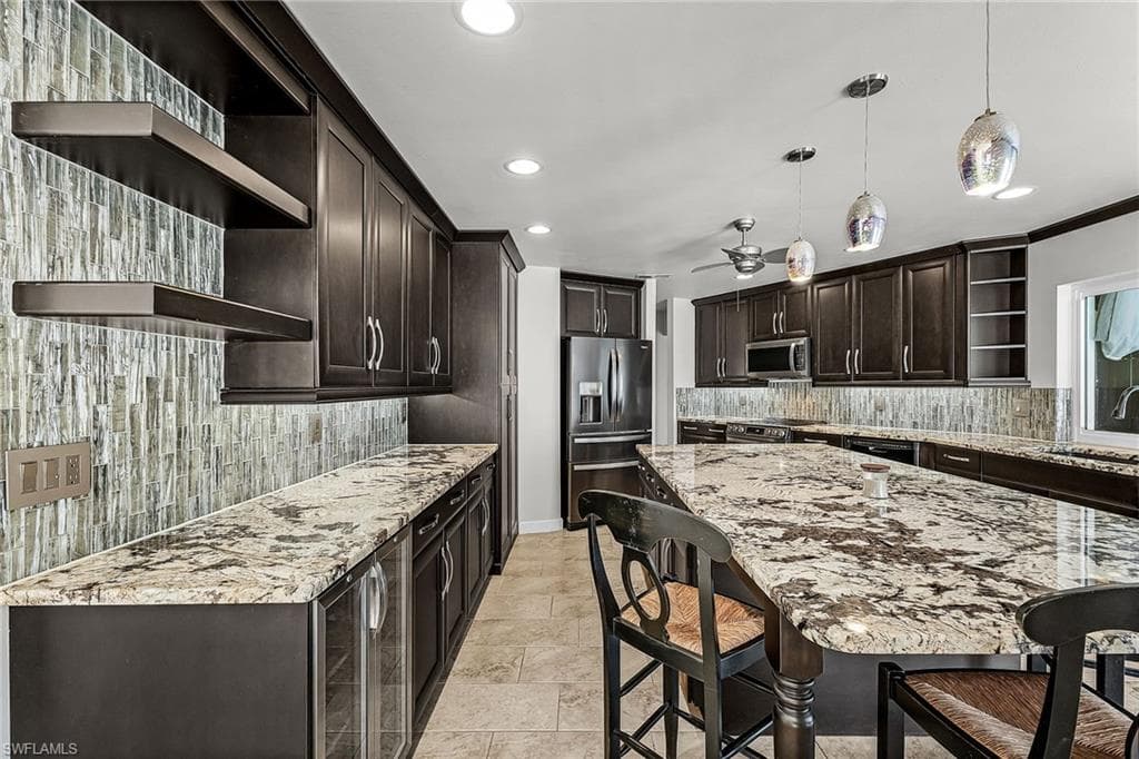 2822 SE 22nd PL, CAPE CORAL FL 33904-12