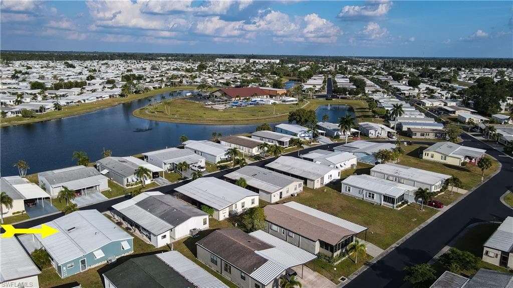 535 Sunshine AVE, NORTH FORT MYERS FL 33903-32