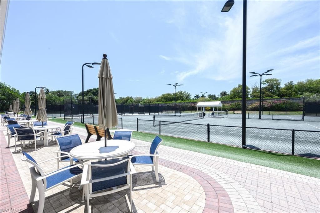 1590 Clermont DR # K303, NAPLES FL 34109-42