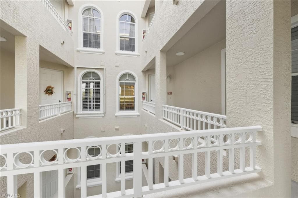 1590 Clermont DR # K303, NAPLES FL 34109-44