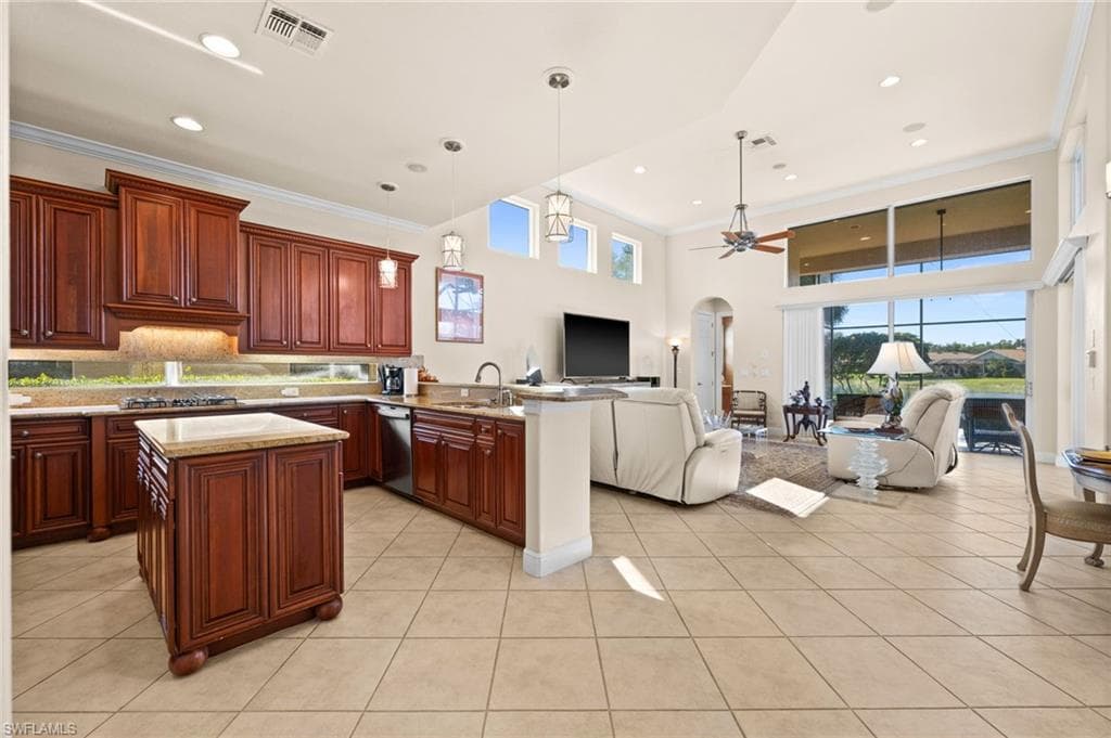 8766 Largo Mar DR, ESTERO FL 33967-8