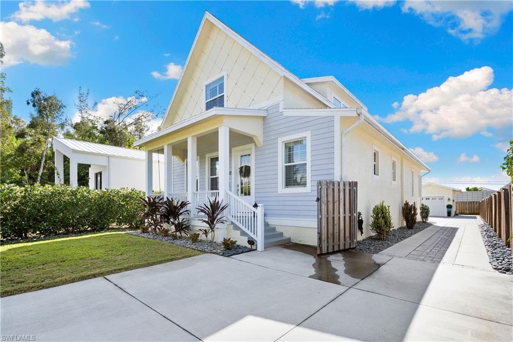 3060 Woodside AVE-10