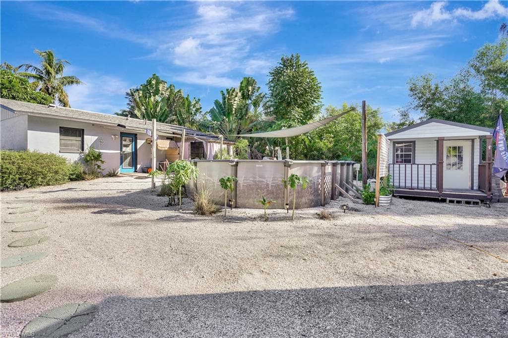 5887 Kingfish RD, BOKEELIA FL 33922-25