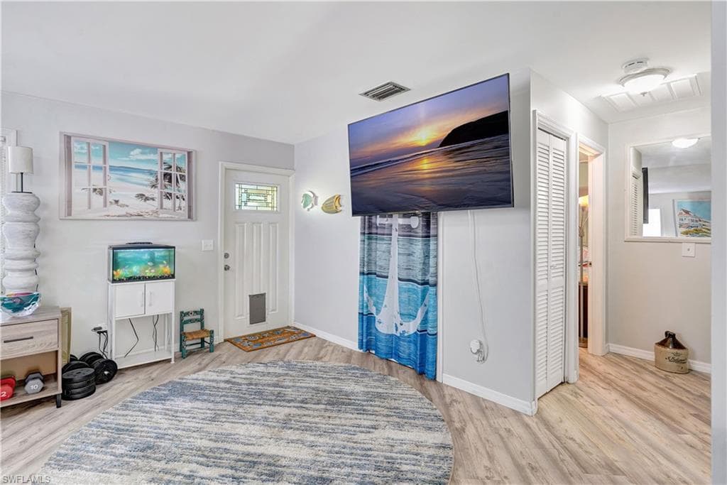 5887 Kingfish RD, BOKEELIA FL 33922-2