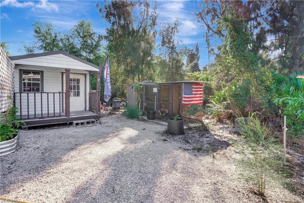 5887 Kingfish RD, BOKEELIA FL 33922-23