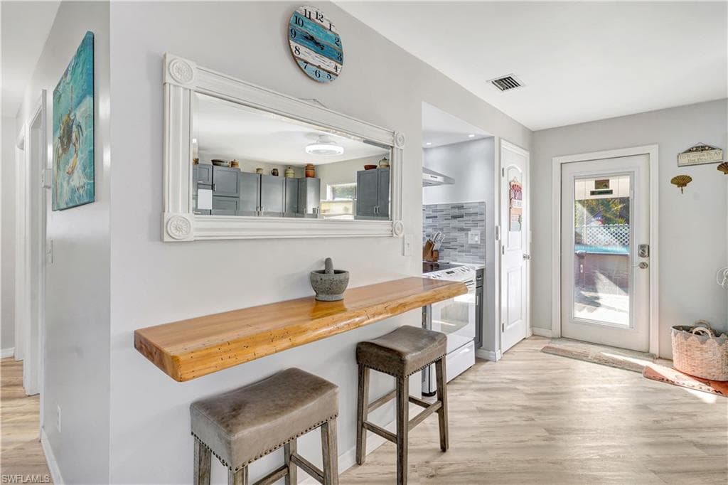 5887 Kingfish RD, BOKEELIA FL 33922-9