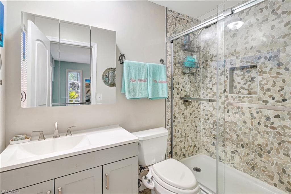 5887 Kingfish RD, BOKEELIA FL 33922-18