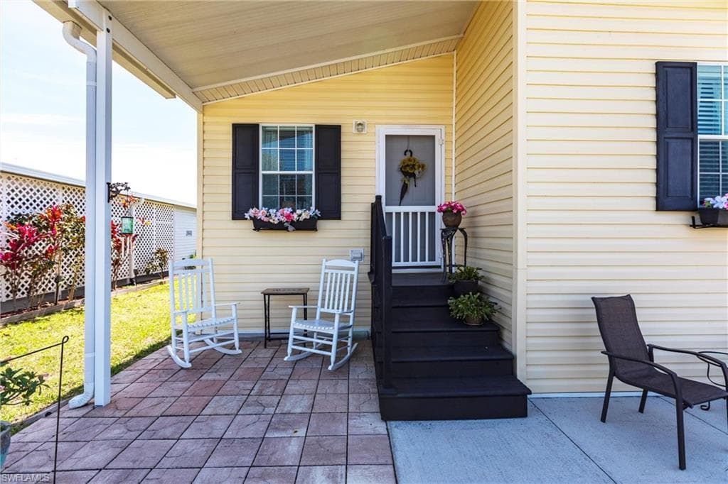 3152 Indian Village LN, NORTH FORT MYERS FL 33917-22