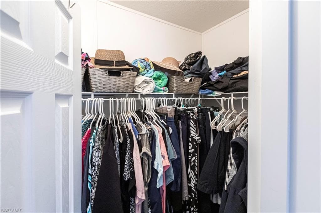 3152 Indian Village LN, NORTH FORT MYERS FL 33917-12