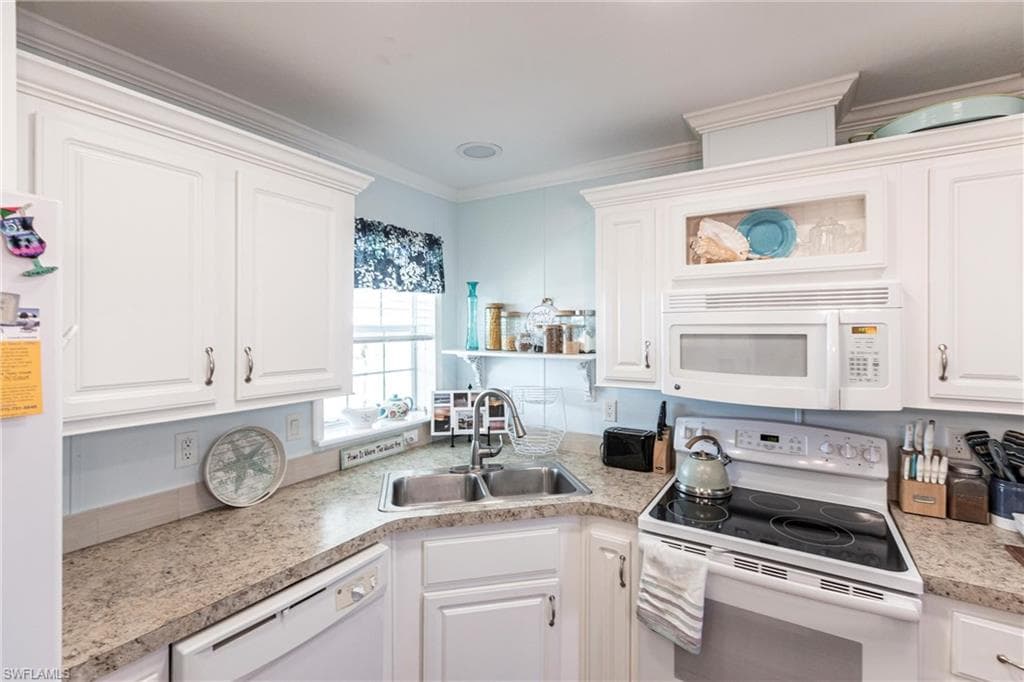 3152 Indian Village LN, NORTH FORT MYERS FL 33917-7