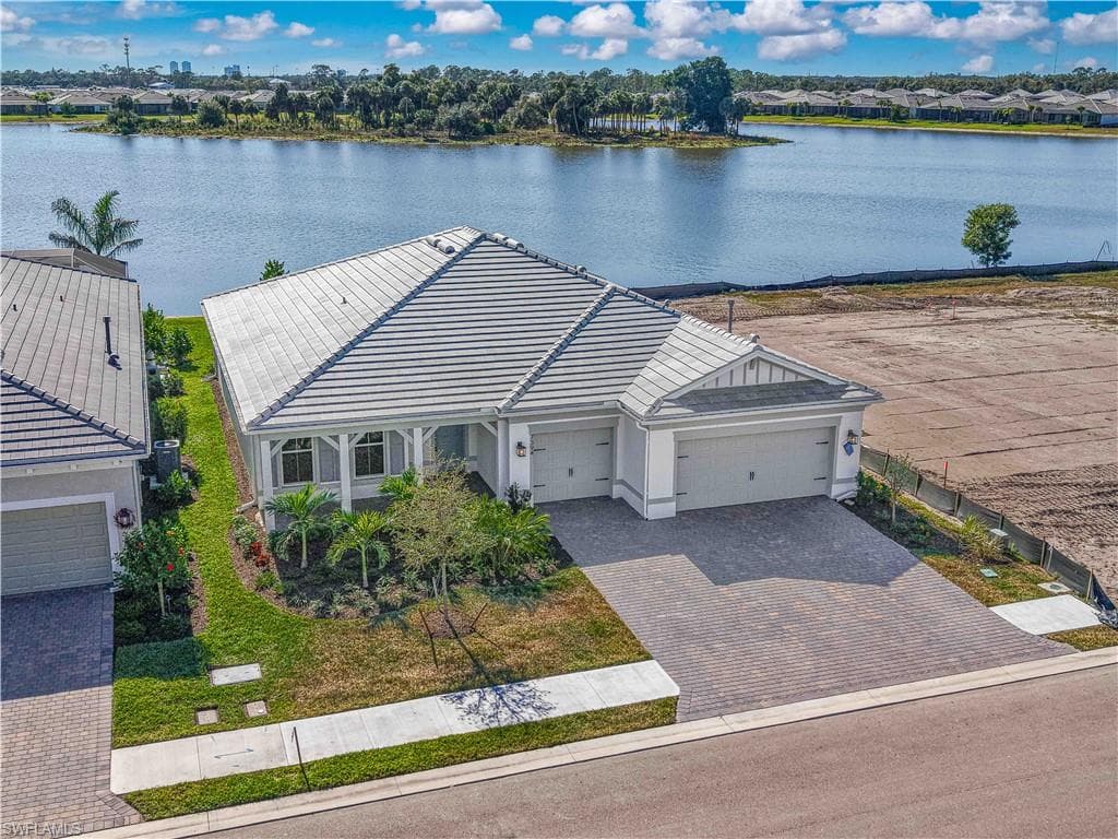 7394 Blue Salvia DR, NORTH FORT MYERS FL 33917-7