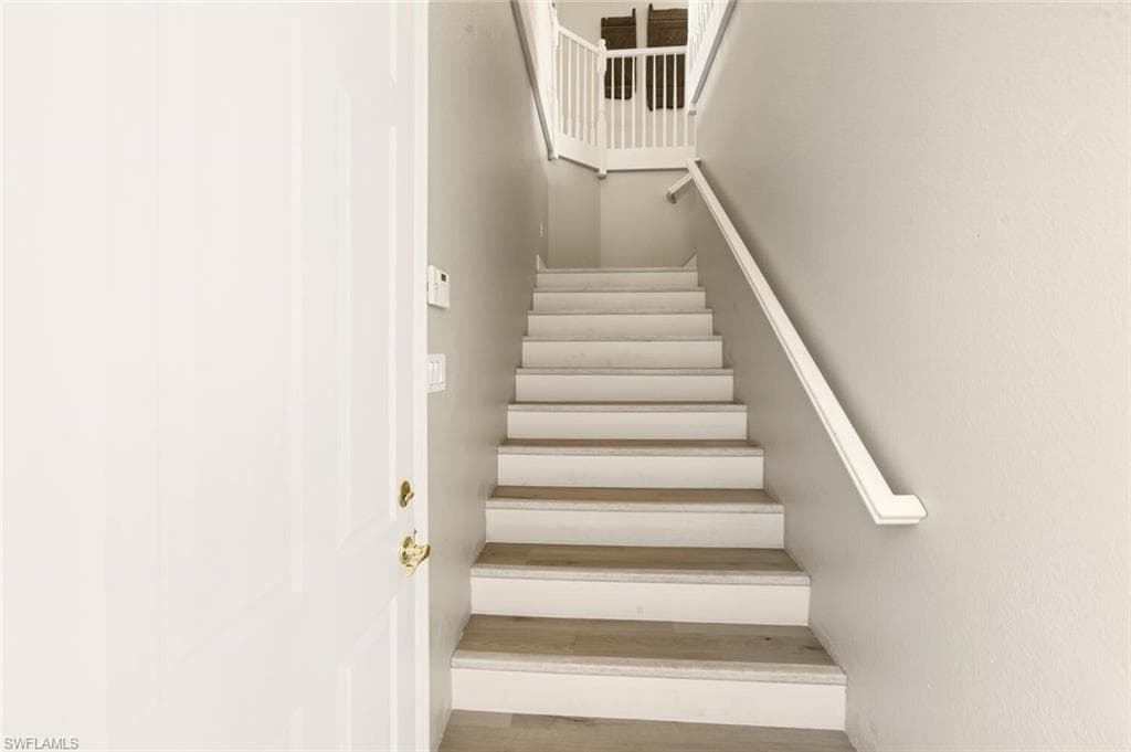 6509 Monterey PT # 203, NAPLES FL 34105-3