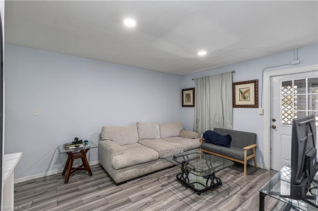 3132 Francis AVE, NAPLES FL 34112-2