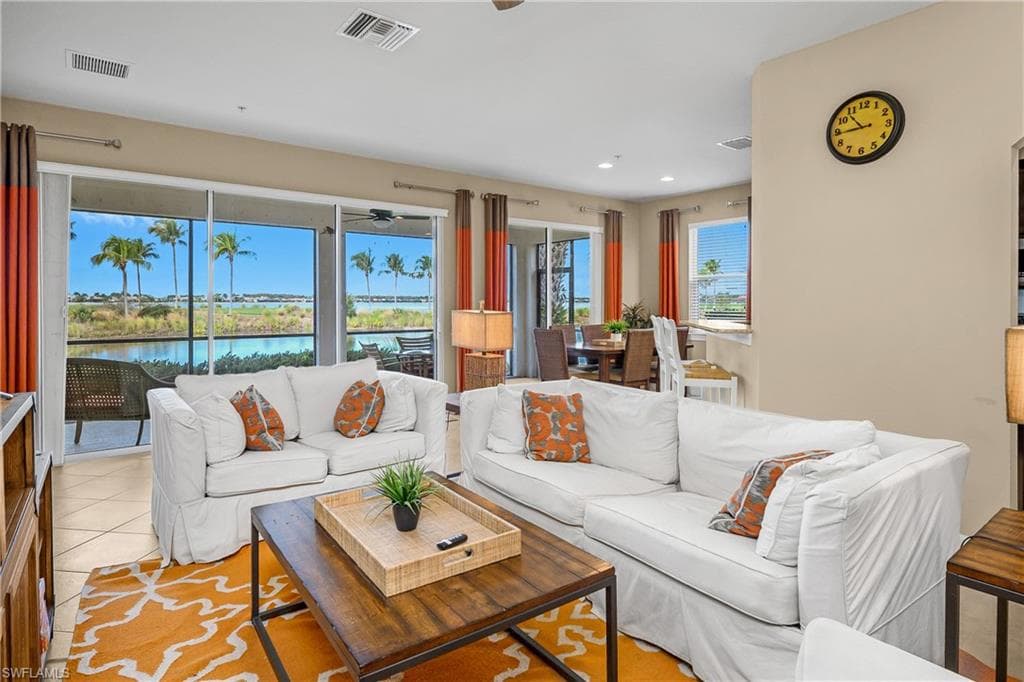 9064 Siesta Bay DR # 102, NAPLES FL 34120-12