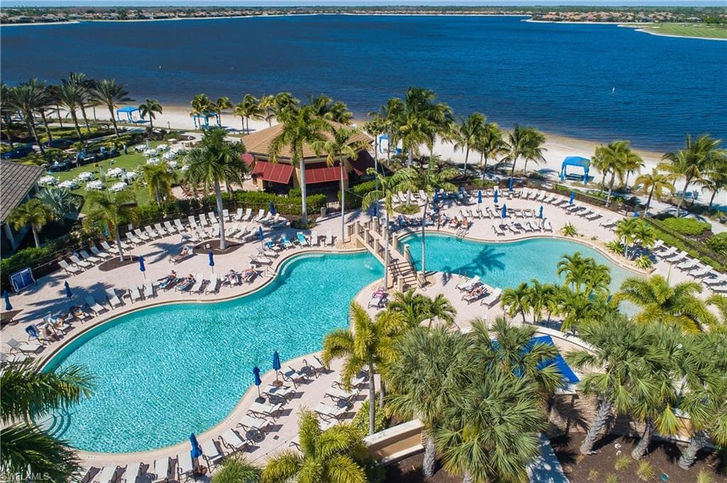 9064 Siesta Bay DR # 102, NAPLES FL 34120-47