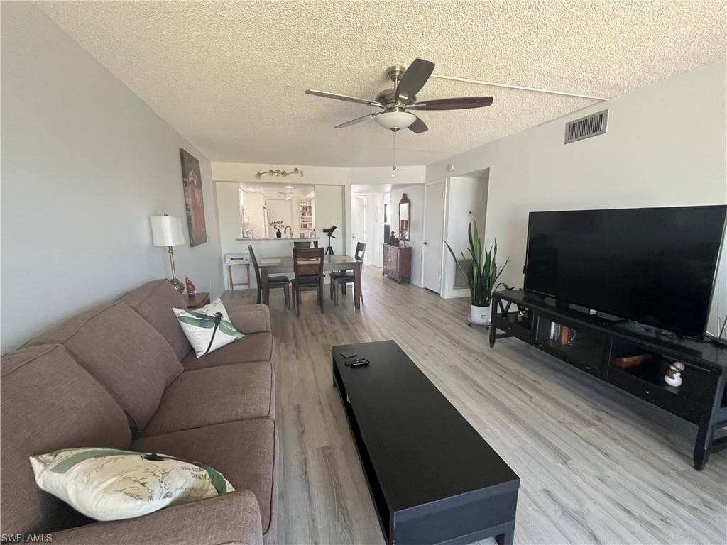 25804 Cockleshell DR # 312, BONITA SPRINGS FL 34135-3