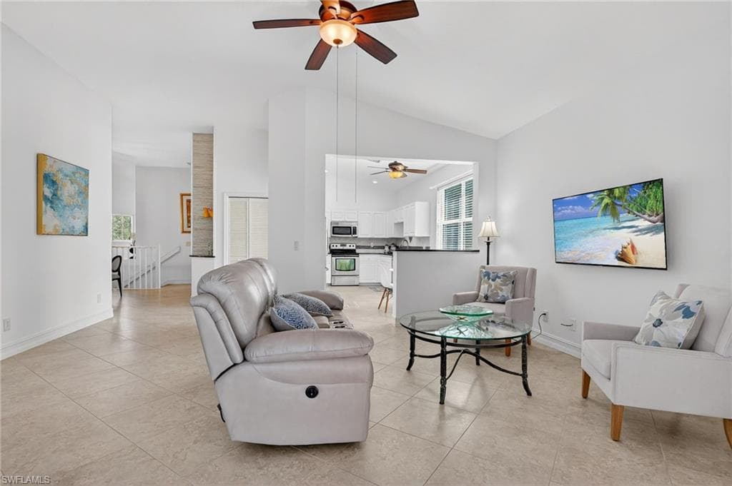 7092 Timberland CIR # 201, NAPLES FL 34109-10