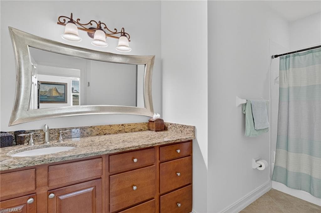 7092 Timberland CIR # 201, NAPLES FL 34109-24