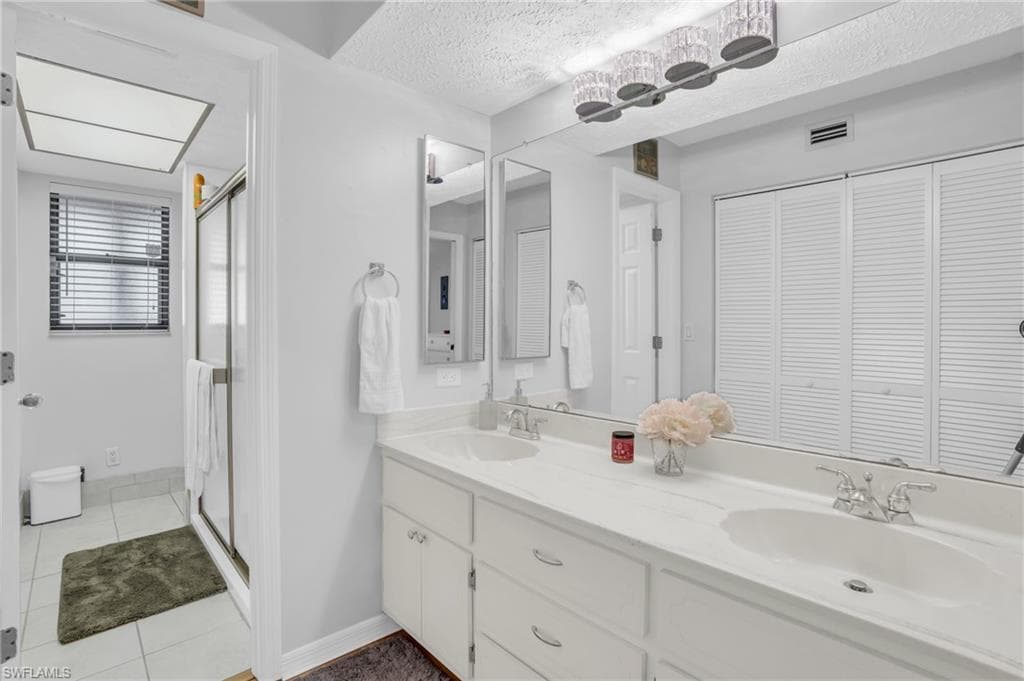 1003 SW 47th TER # 104, CAPE CORAL FL 33914-11