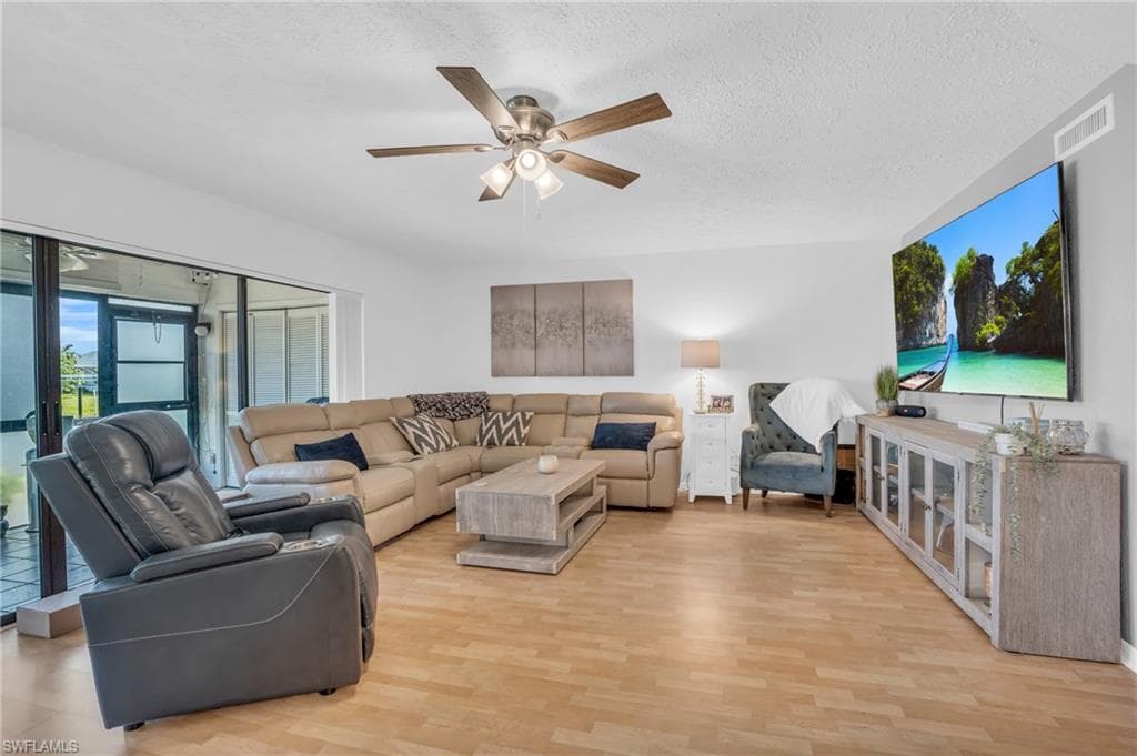 1003 SW 47th TER # 104, CAPE CORAL FL 33914-4