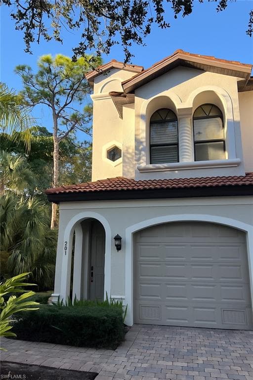 27024 Adriana CIR # 201, BONITA SPRINGS FL 34135-22