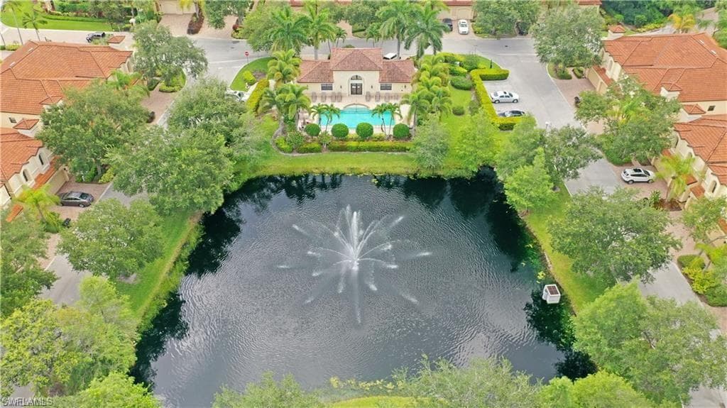 27024 Adriana CIR # 201, BONITA SPRINGS FL 34135-26