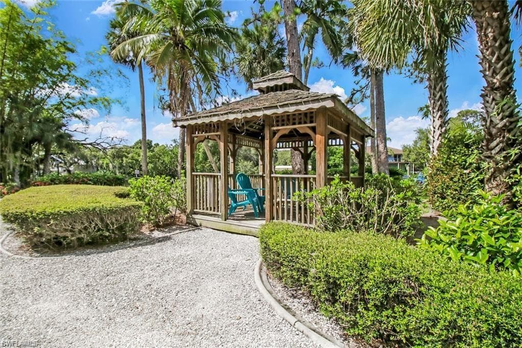 27024 Adriana CIR # 201, BONITA SPRINGS FL 34135-31