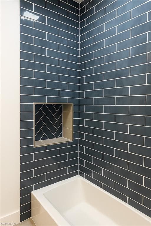 27024 Adriana CIR # 201, BONITA SPRINGS FL 34135-19