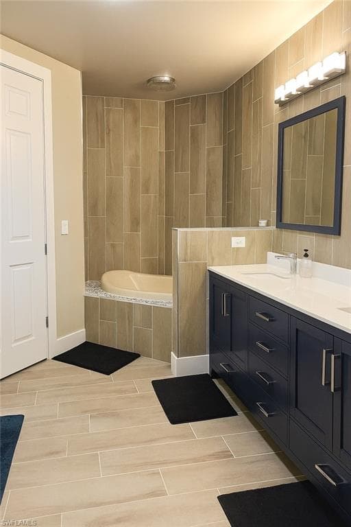 27024 Adriana CIR # 201, BONITA SPRINGS FL 34135-8