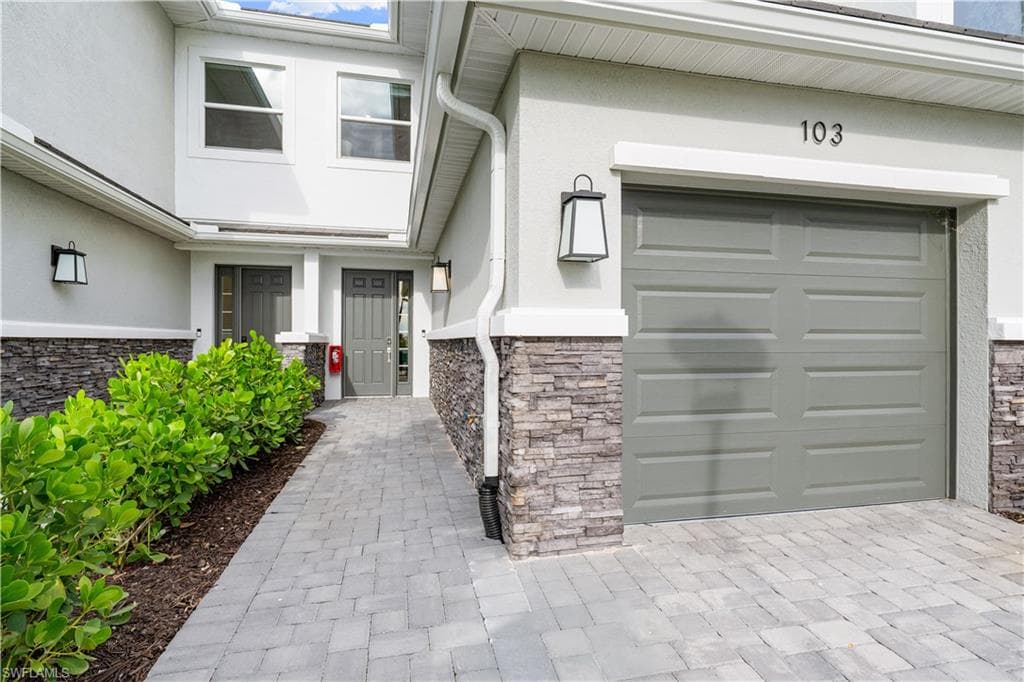 15339 Giardino DR # 103, NAPLES FL 34114-1