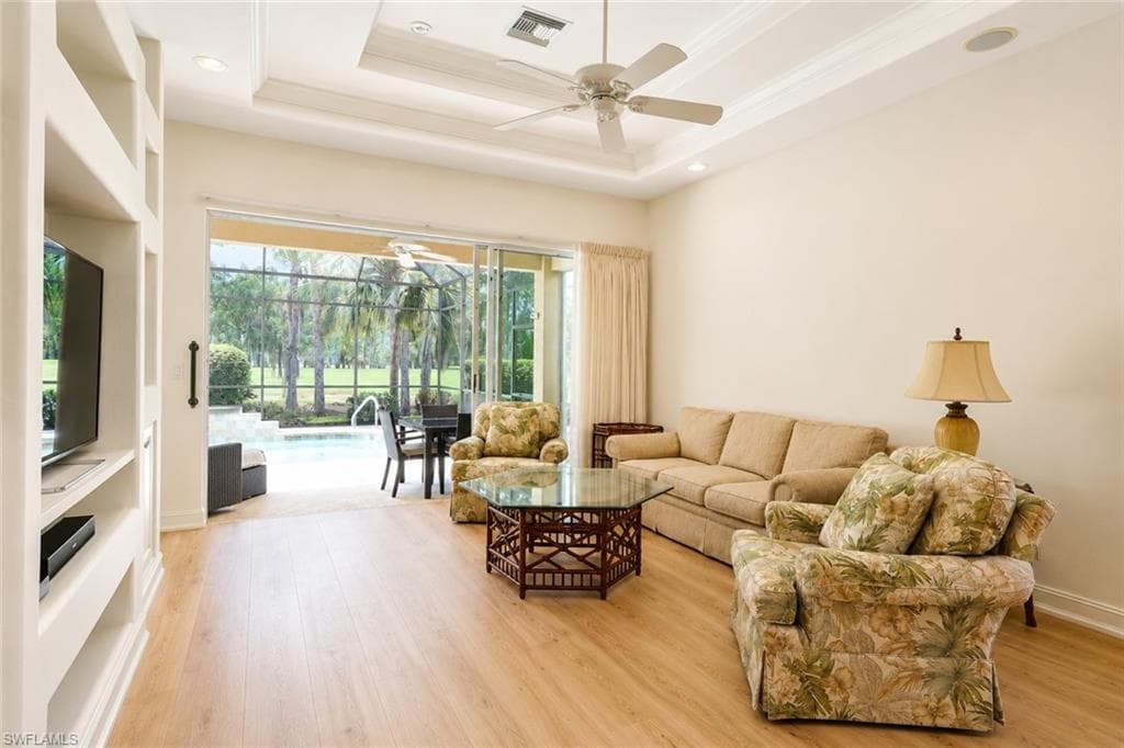 3134 Santorini CT-5