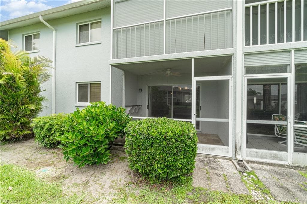 8200 Summerlin Village CIR # 102, FORT MYERS FL 33919-22