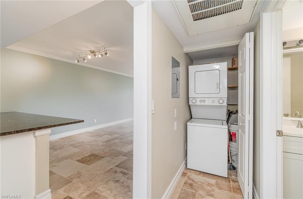 8200 Summerlin Village CIR # 102, FORT MYERS FL 33919-10