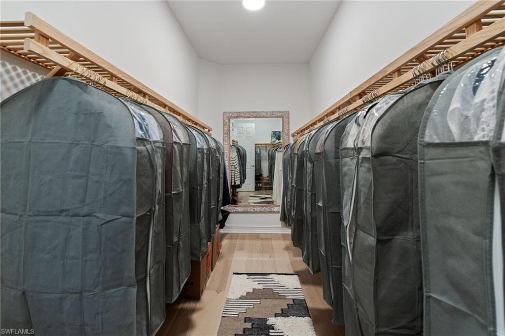 1609 Mockingbird DR, NAPLES FL 34120-22