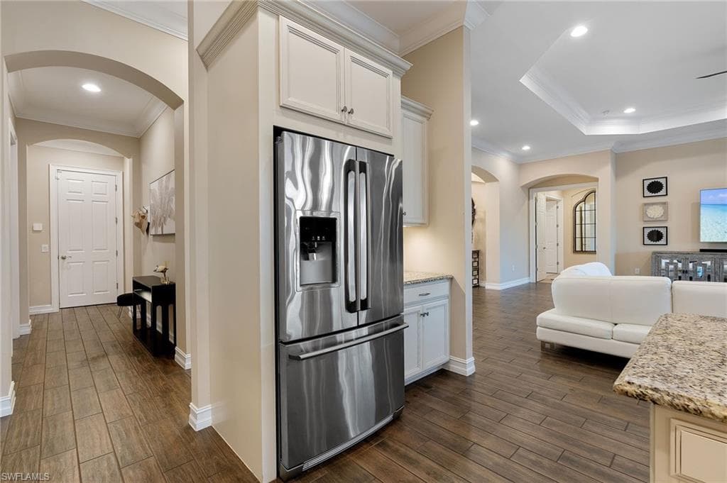 1609 Mockingbird DR, NAPLES FL 34120-8