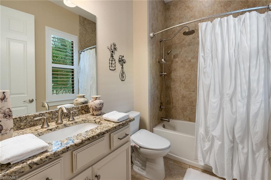 1609 Mockingbird DR, NAPLES FL 34120-18